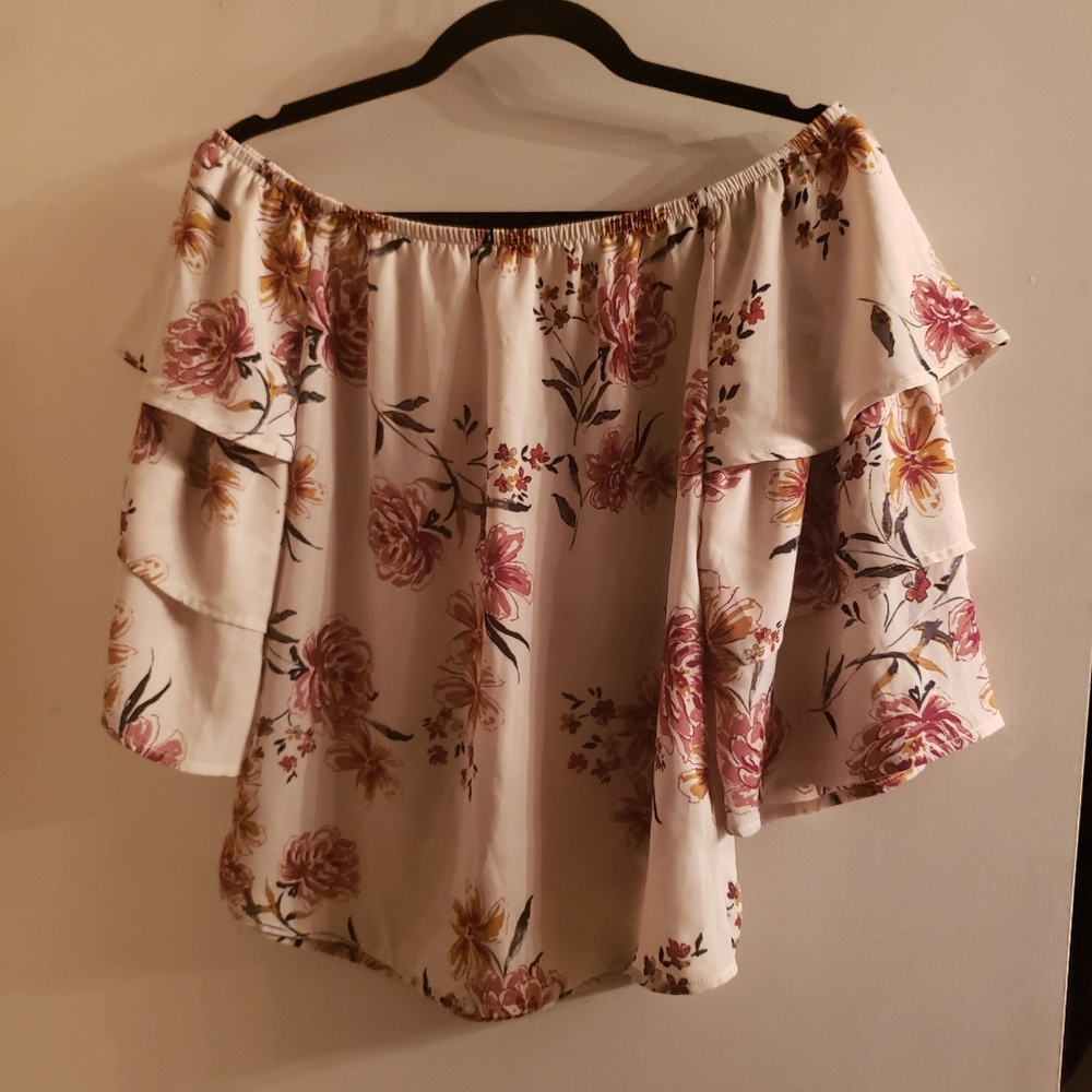 Socialite Floral Three Tier Sleeve Blouse